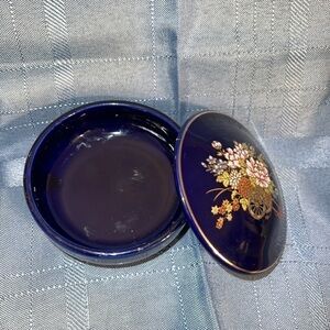 Vintage Japanese trinket box